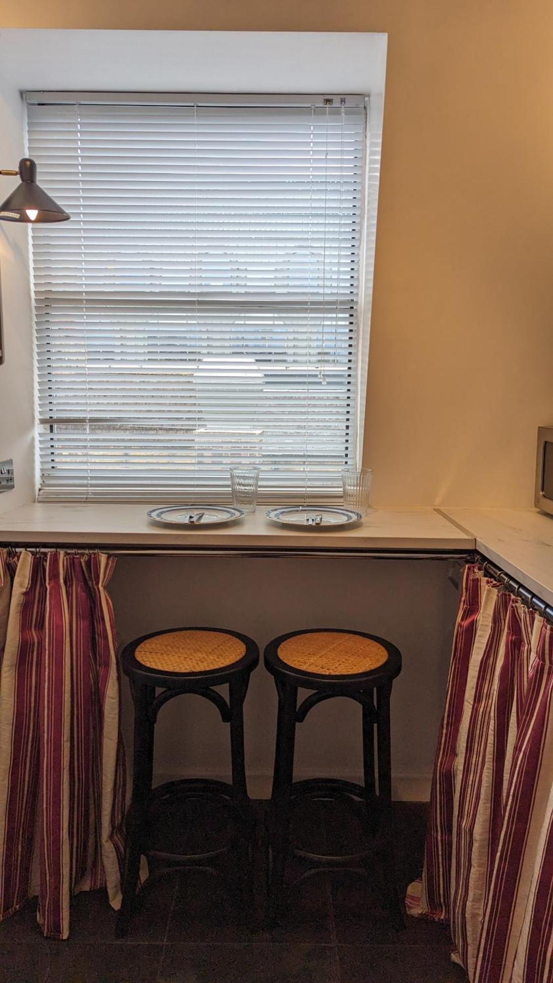 Charming & Quaint Old Compton Apartamento - Quiet Guests Only Allowed, No Parties Allowed, Over 25 Years Old Or Families Λονδίνο Εξωτερικό φωτογραφία